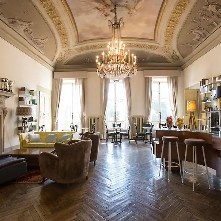 Bed & Breakfast Adastra 3*