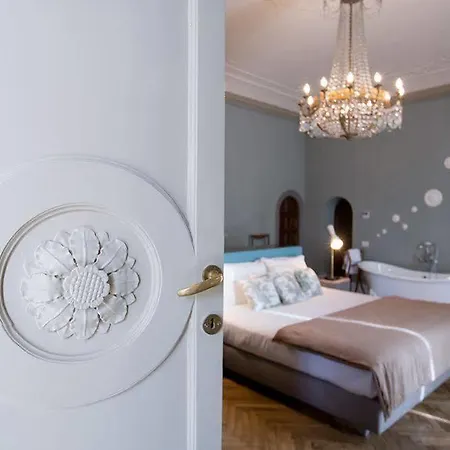 Bed & Breakfast Adastra
