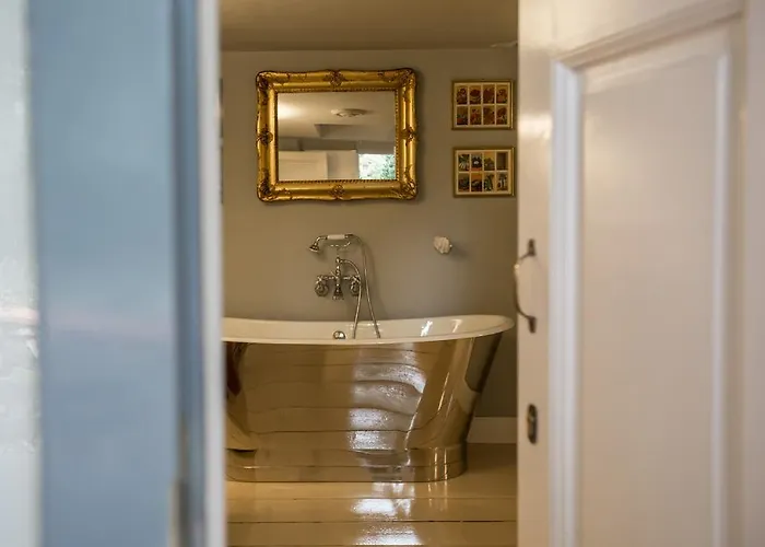 Bed & Breakfast Adastra