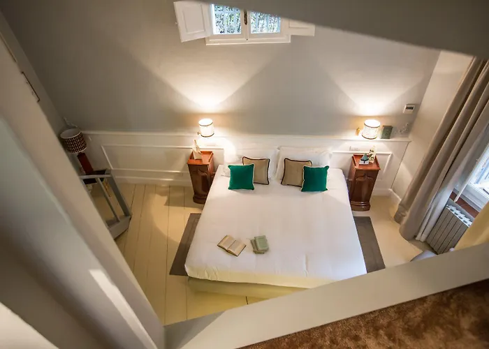 Adastra Bed & Breakfast 4*