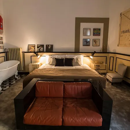 Adastra לינה וארוחת בוקר