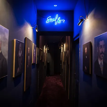 Adastra פירנצה